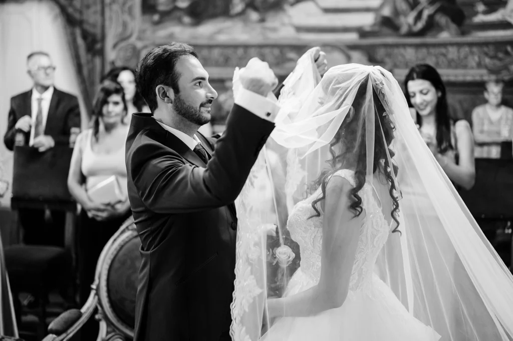 sposa con il velo